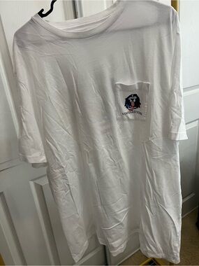 Vineyard Vines White Short Sleeve Pocket Tee with Dog Graphic